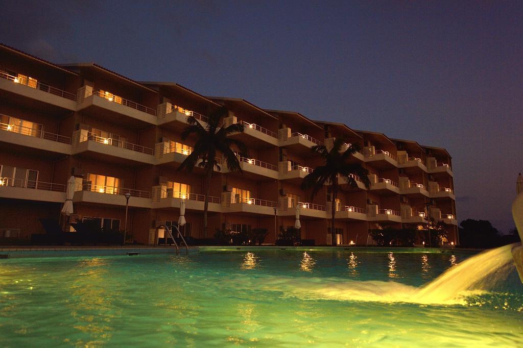Exes Ishigaki Otel Ishigaki  Dış mekan fotoğraf
